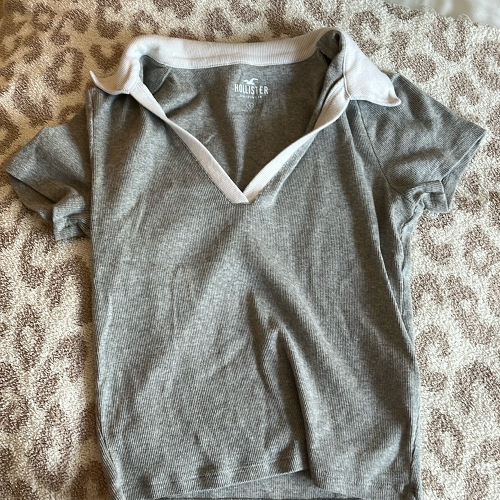 Cropped t-shirt from Hollister